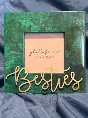 Francesca's Collections Green Marble Frame with Gold 'Besties' Script